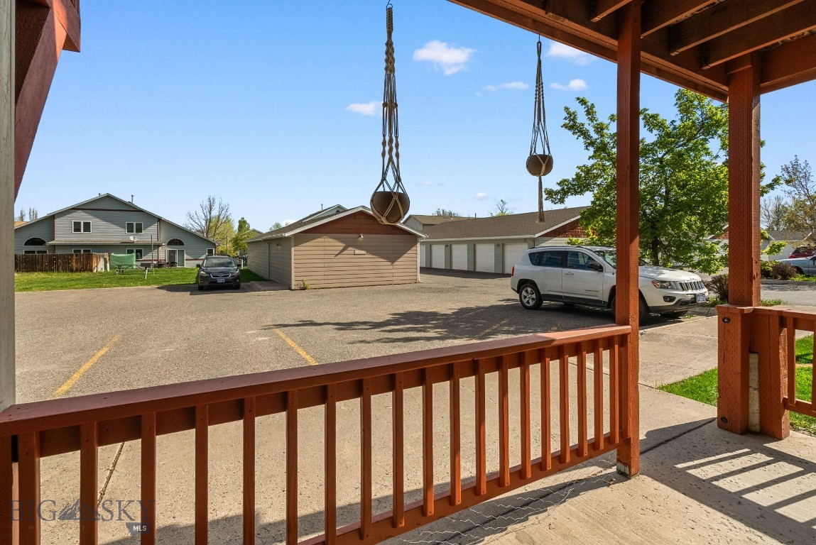Parkway Plaza - Residential