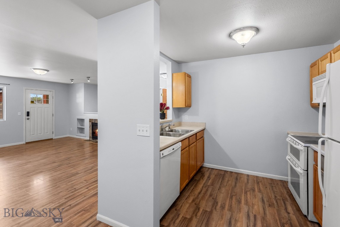 Parkway Plaza - Residential