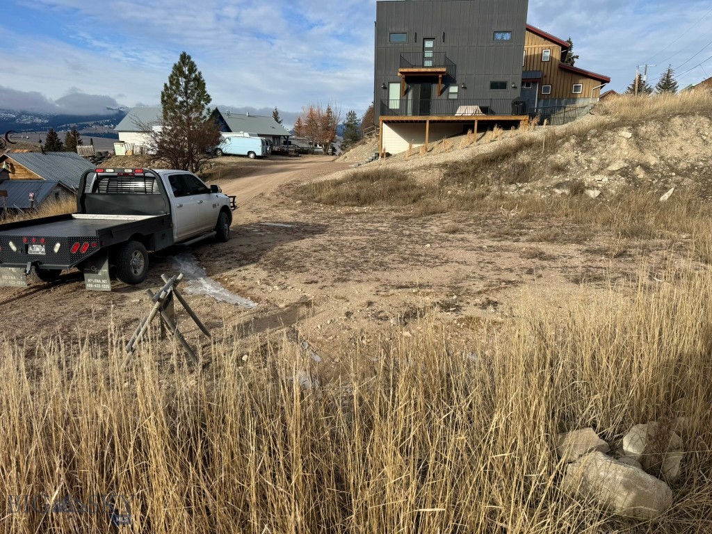 203/209 California Street