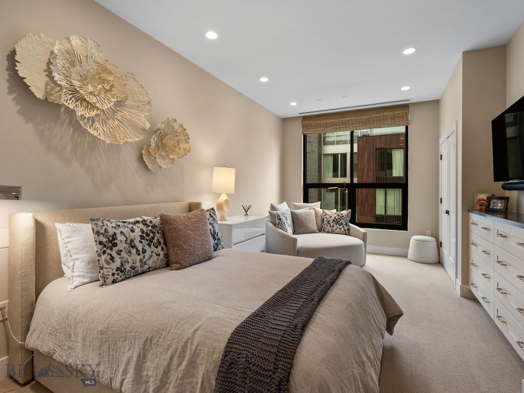 HBP Residential Condo - Residential