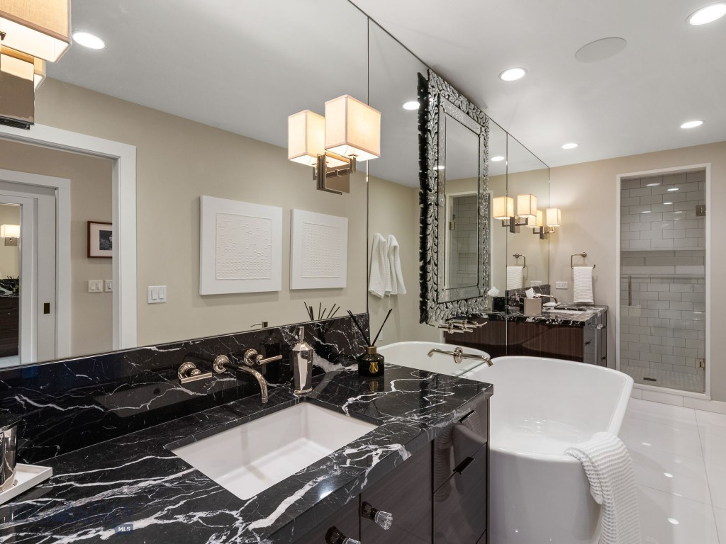 HBP Residential Condo - Residential