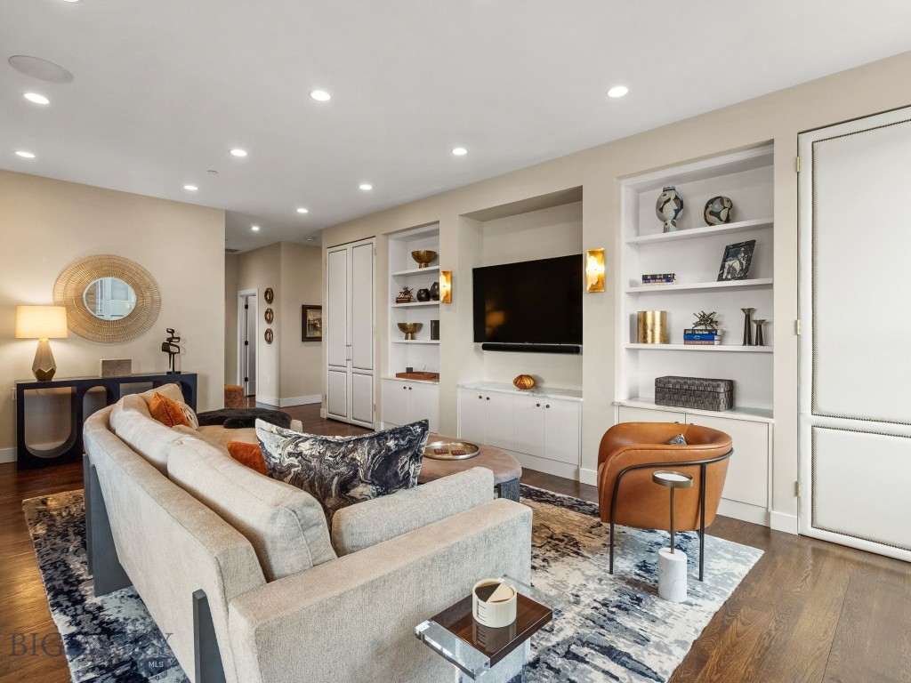 HBP Residential Condo - Residential