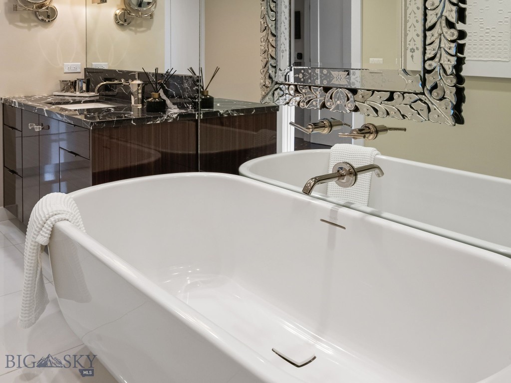HBP Residential Condo - Residential