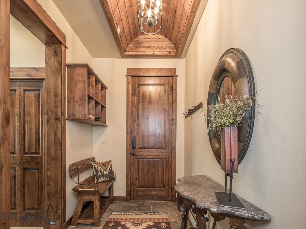 Mountain Lake Condos - Residential