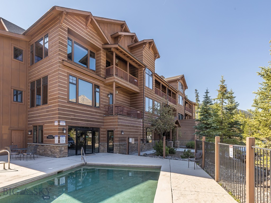 Mountain Lake Condos - Residential