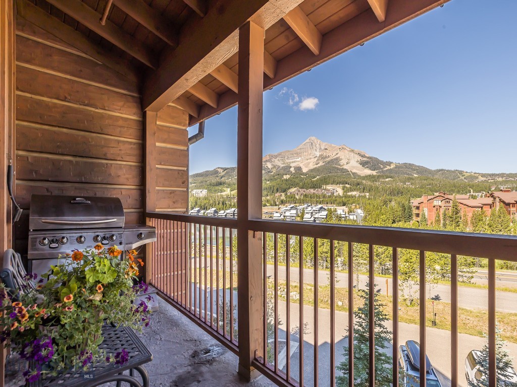 Mountain Lake Condos - Residential