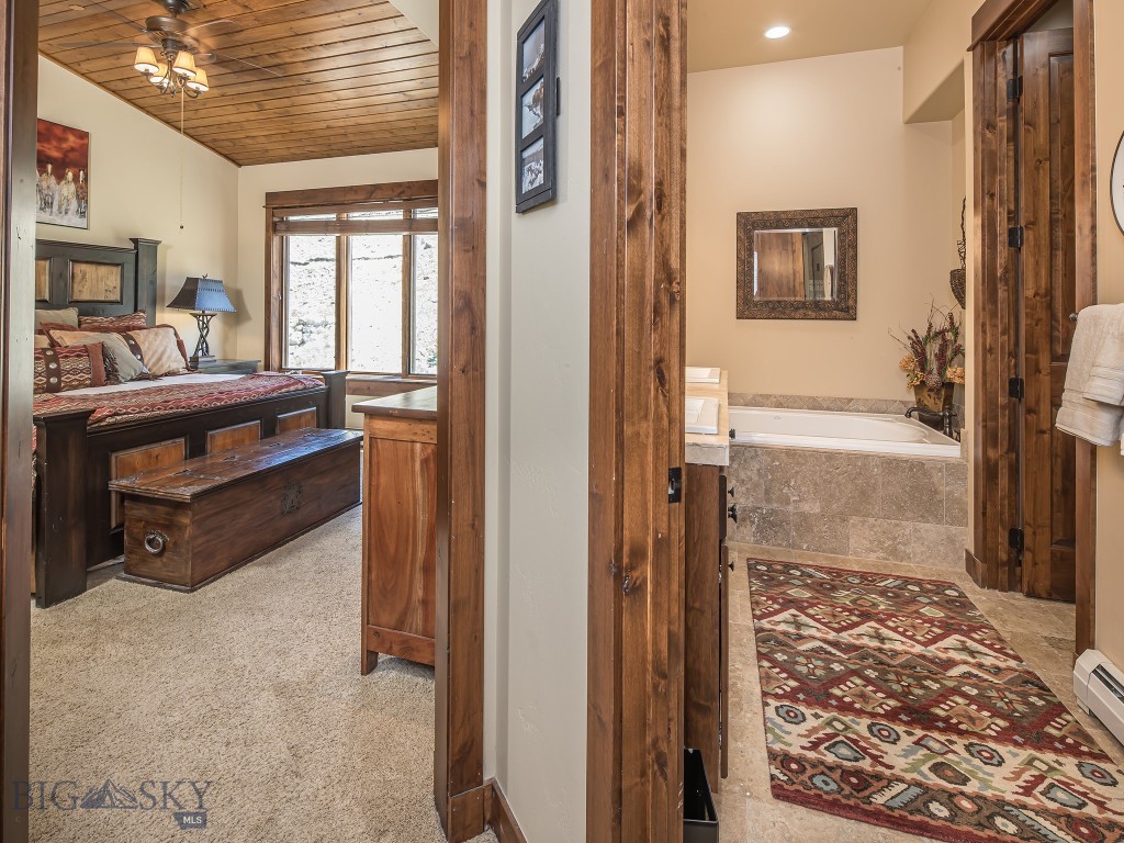 Mountain Lake Condos - Residential