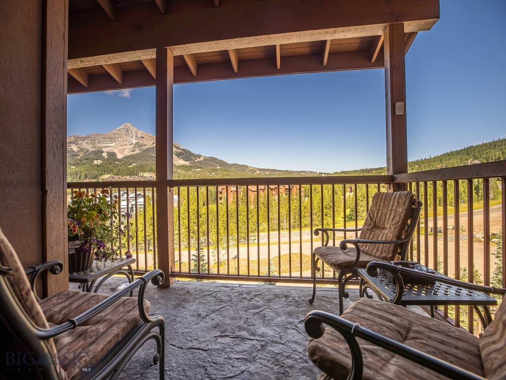 Mountain Lake Condos - Residential