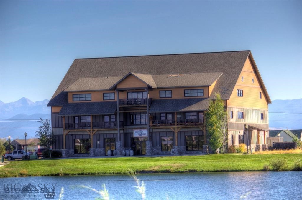 River Rock and Royal Village - Residential