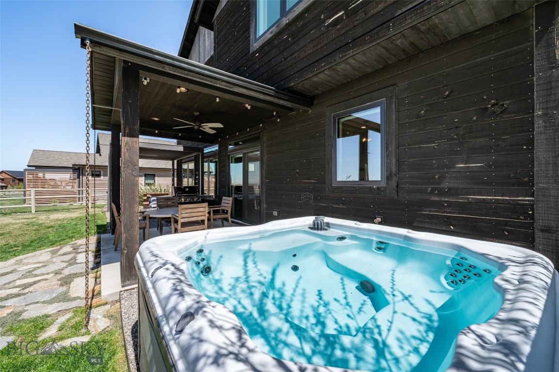 White Horse Ranch - Residential