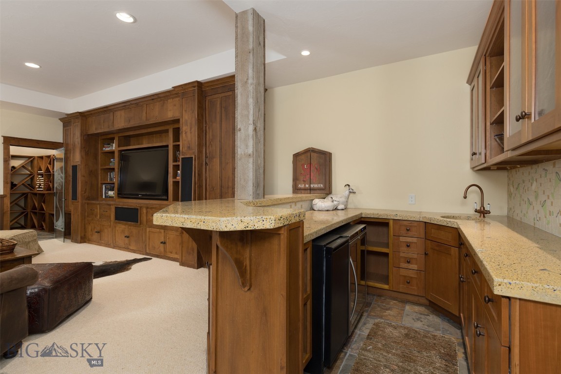 Summit View - Residential