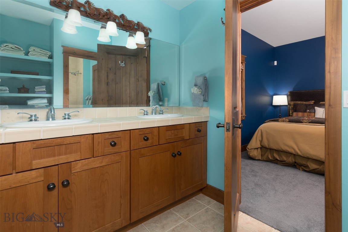 Summit View - Residential