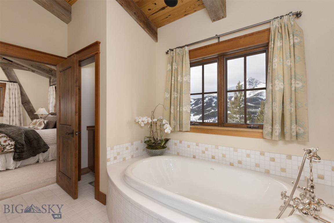 Summit View - Residential