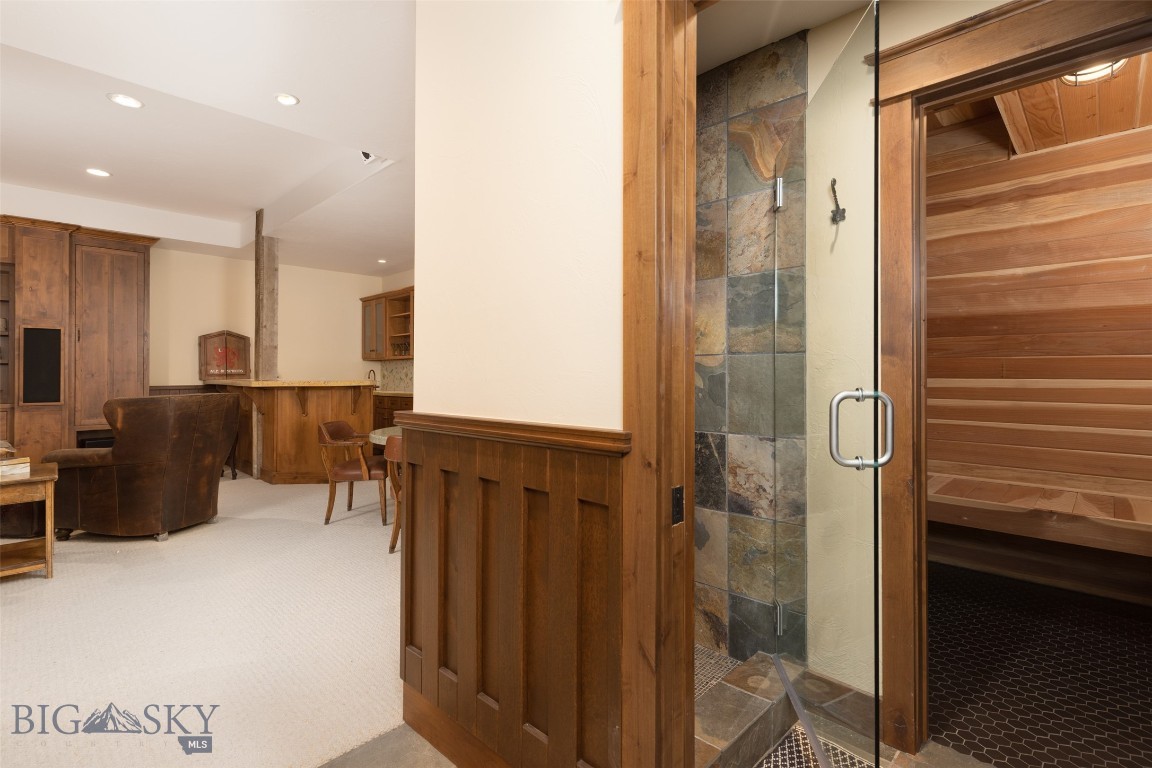 Summit View - Residential