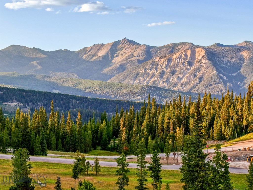 Ranches Neighborhood - Land
