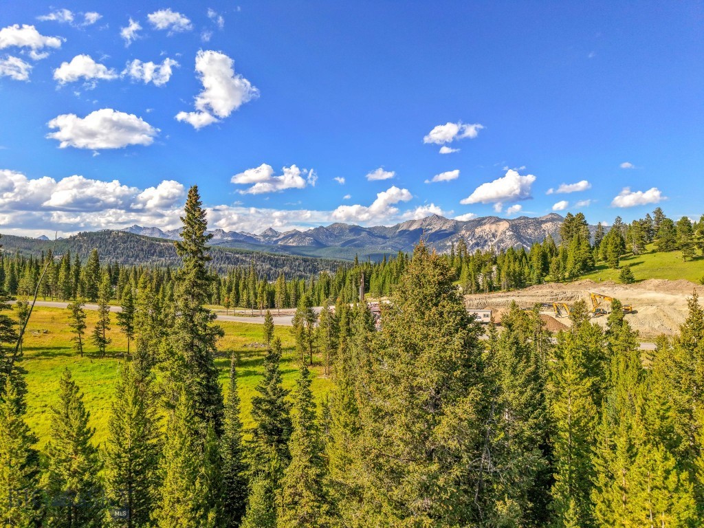 Ranches Neighborhood - Land