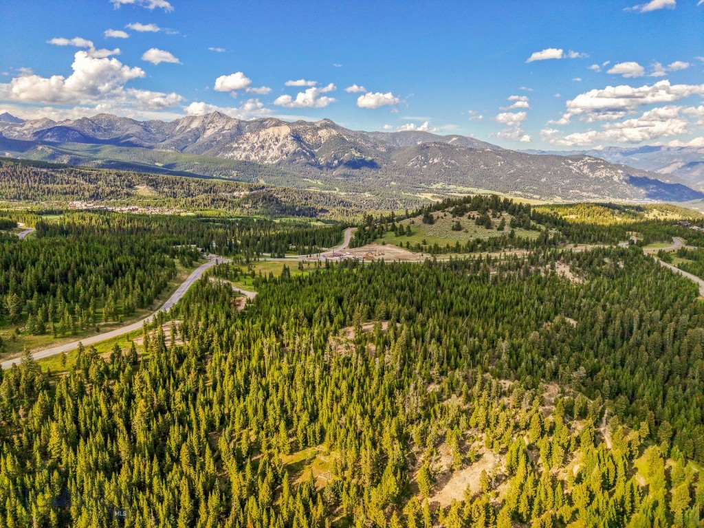 Ranches Neighborhood - Land