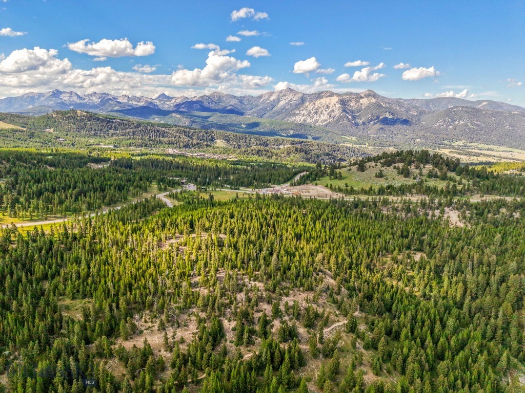 Ranches Neighborhood - Land