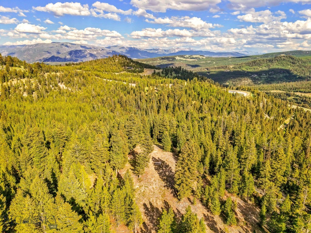 Ranches Neighborhood - Land
