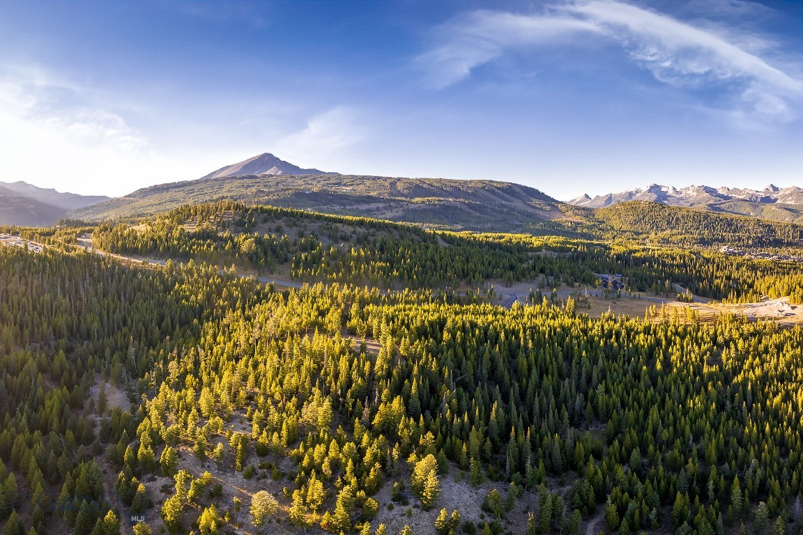 Ranches Neighborhood - Land