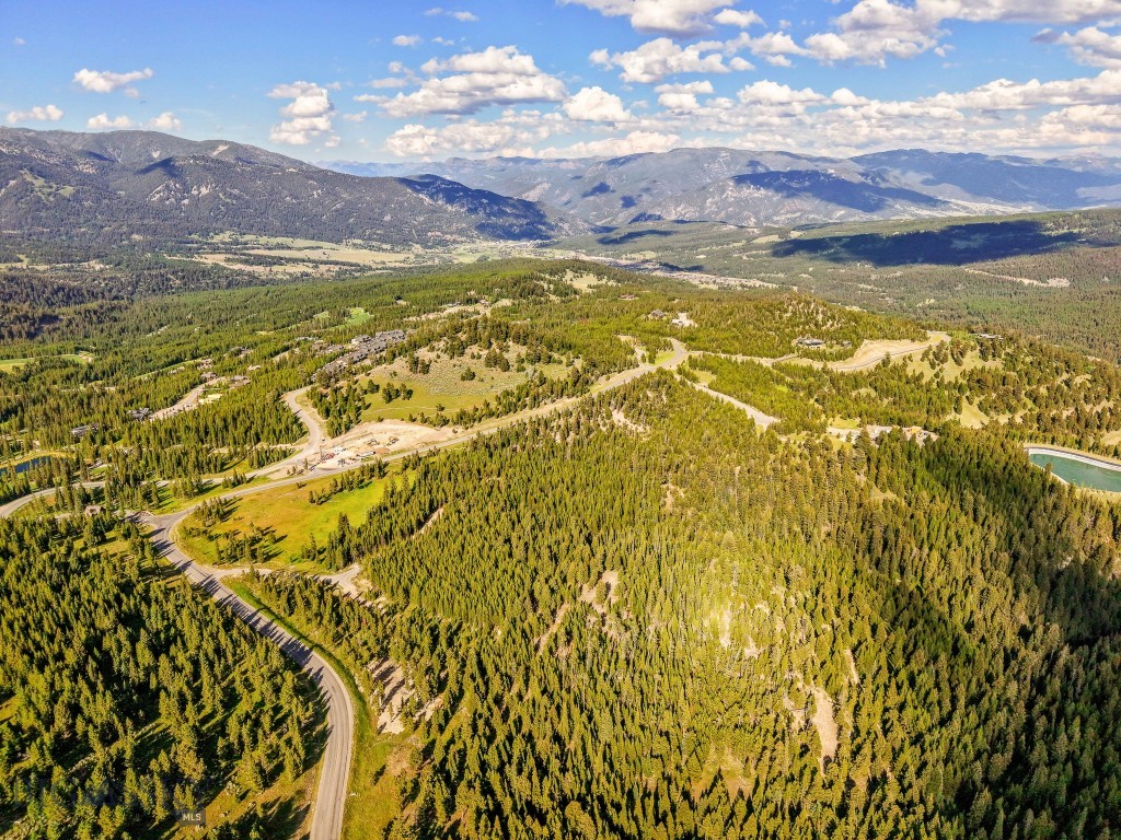 Ranches Neighborhood - Land