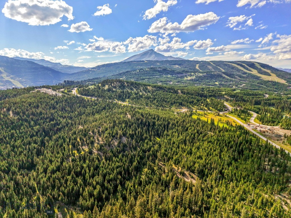Ranches Neighborhood - Land