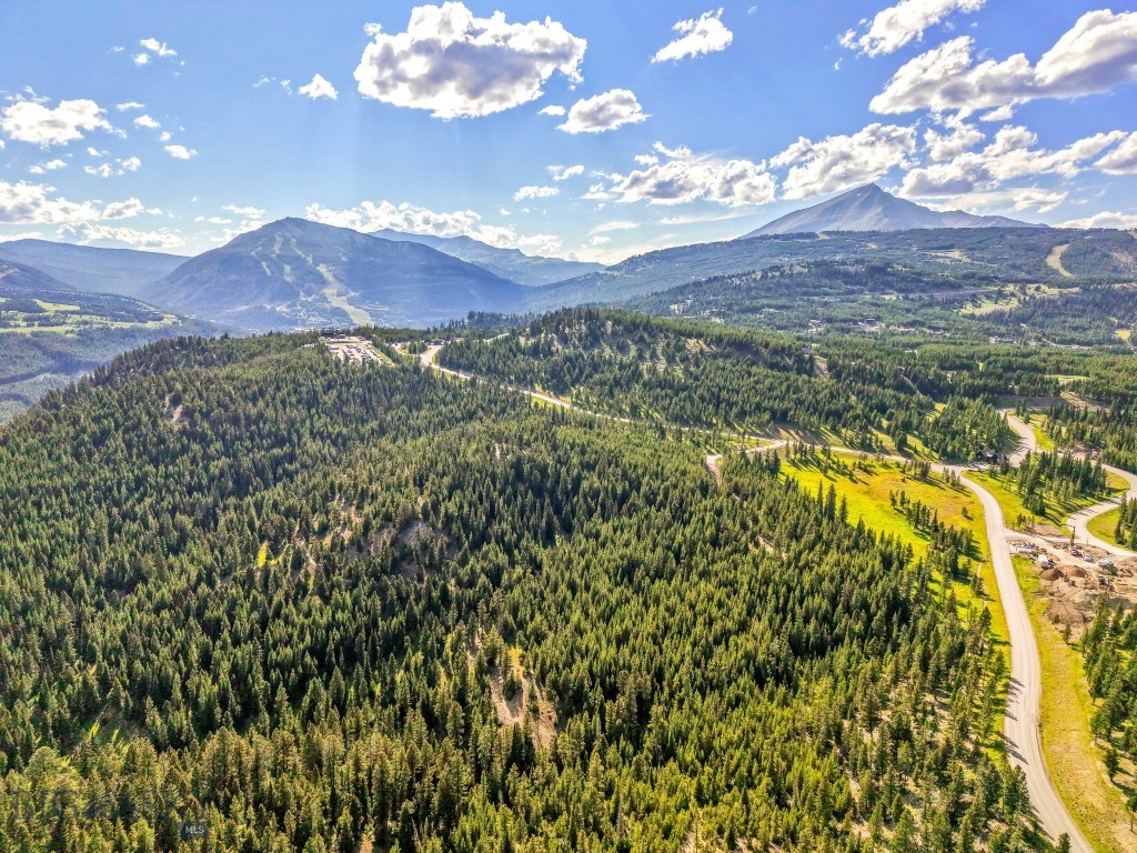 Ranches Neighborhood - Land