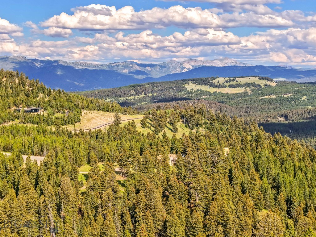 Ranches Neighborhood - Land