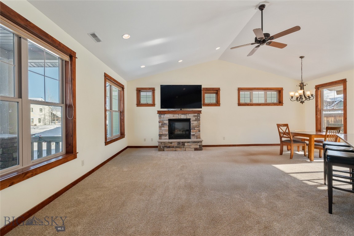 Bozeman, Montana 59718, United States, 3 Bedrooms Bedrooms, ,2 BathroomsBathrooms,Residential,Contingent,10325