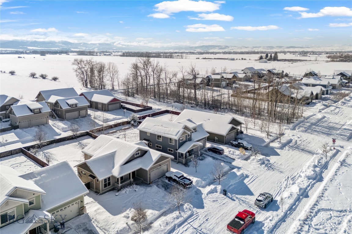 Bozeman, Montana 59718, United States, 3 Bedrooms Bedrooms, ,2 BathroomsBathrooms,Residential,Contingent,10325