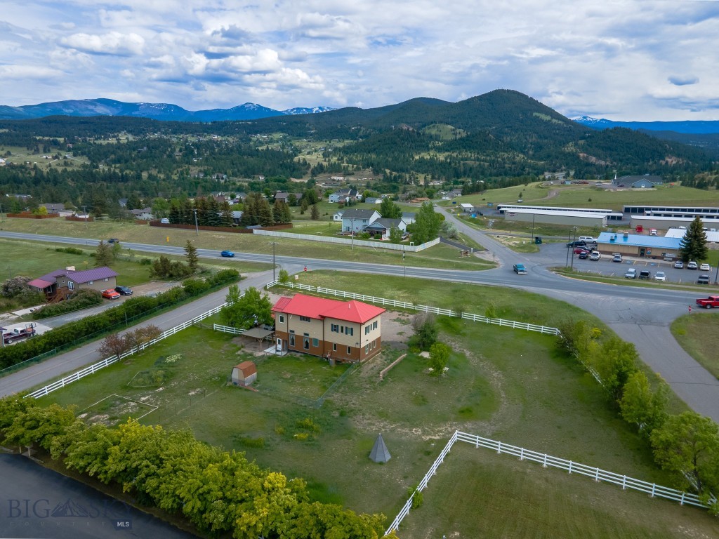 3 Microwave Hill Road