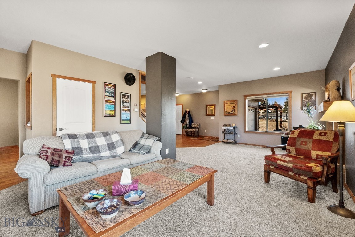 Walton Homestead - Residential