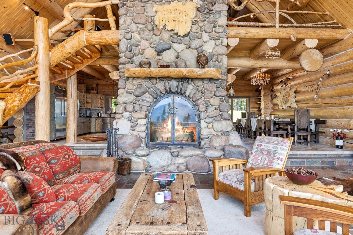 140 Upper Beehive Loop Road