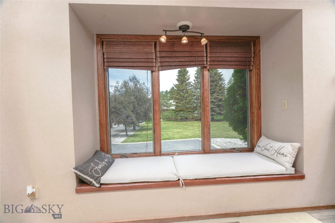 Sour Dough Creek Properties - Residential