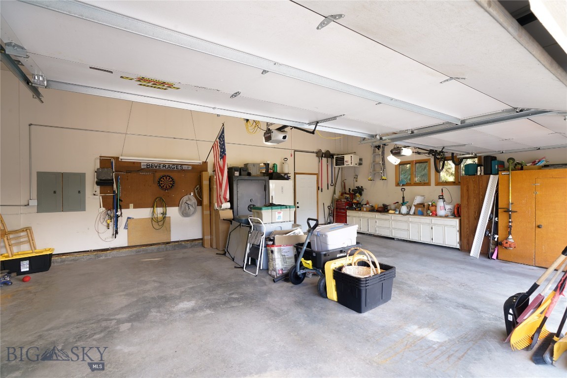 Sour Dough Creek Properties - Residential