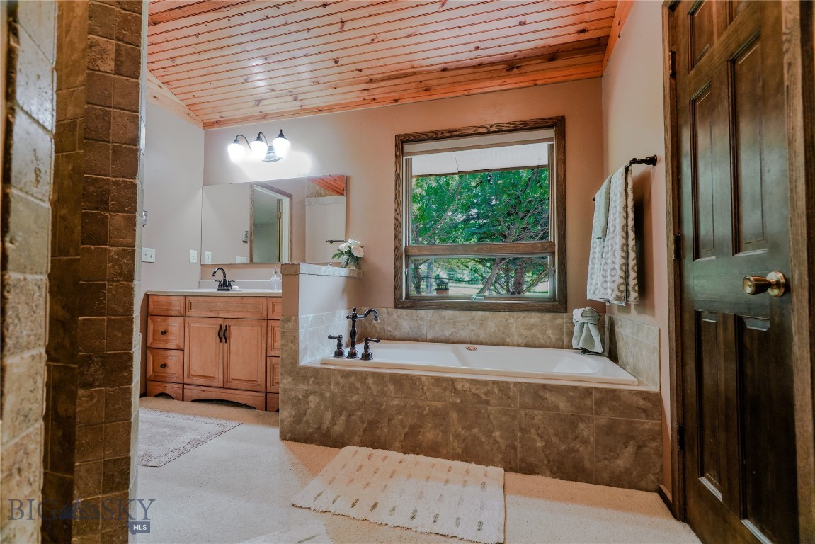 Sour Dough Creek Properties - Residential