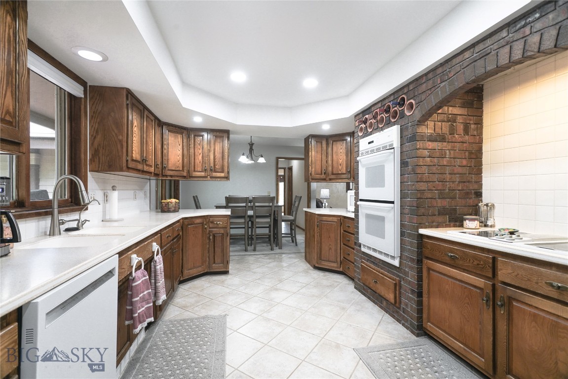 Sour Dough Creek Properties - Residential
