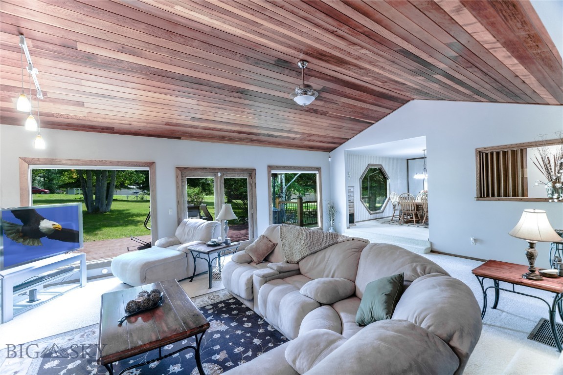 Sour Dough Creek Properties - Residential