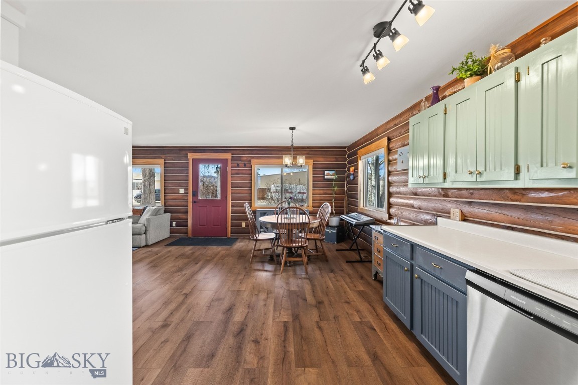 Milwaukee Land Company - Residential