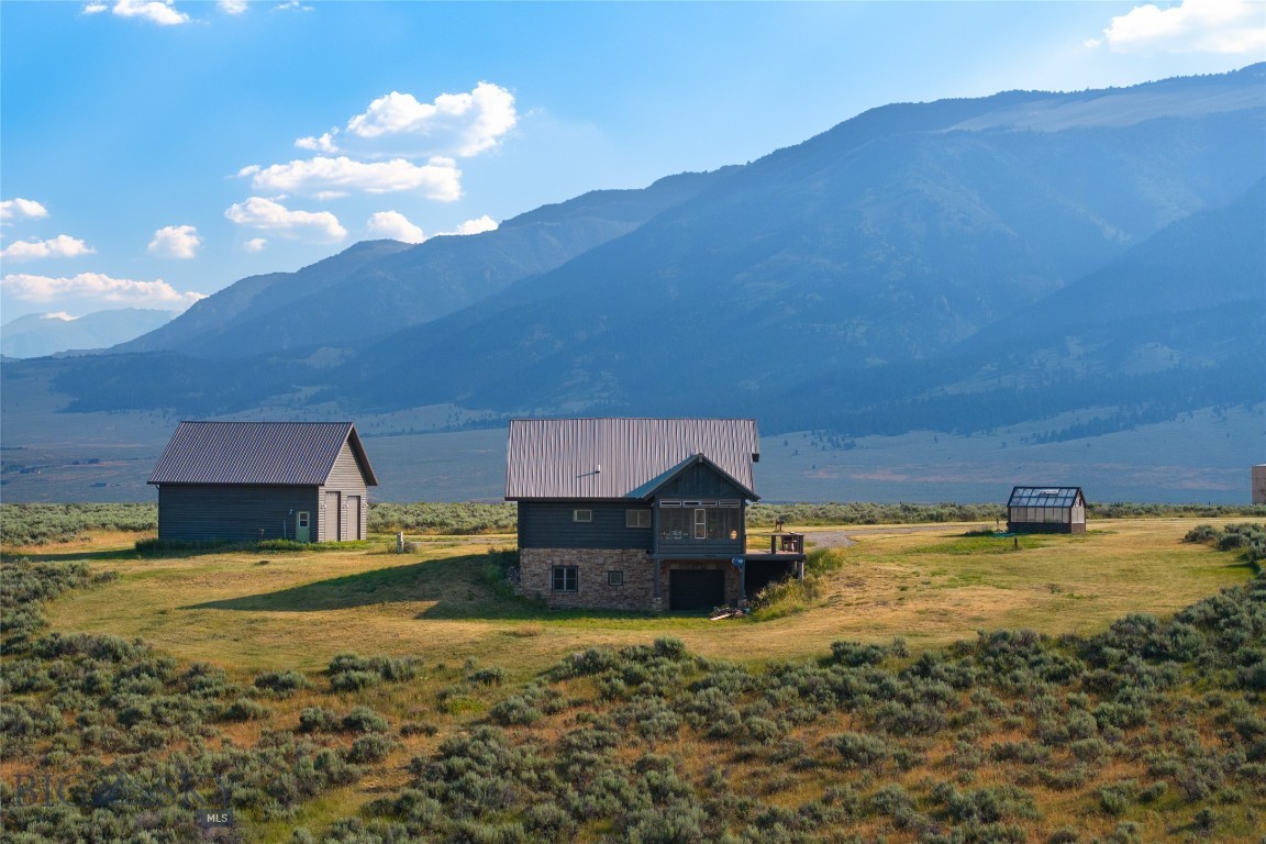 75 Madison Trail