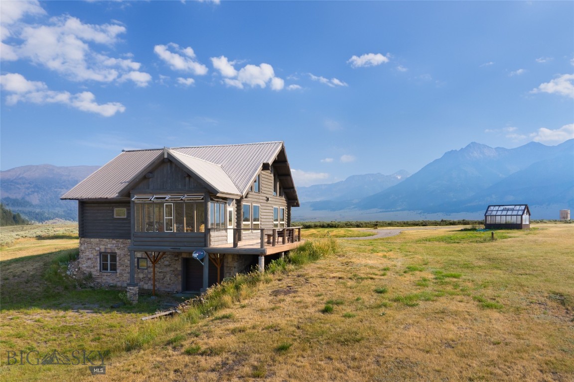 75 Madison Trail