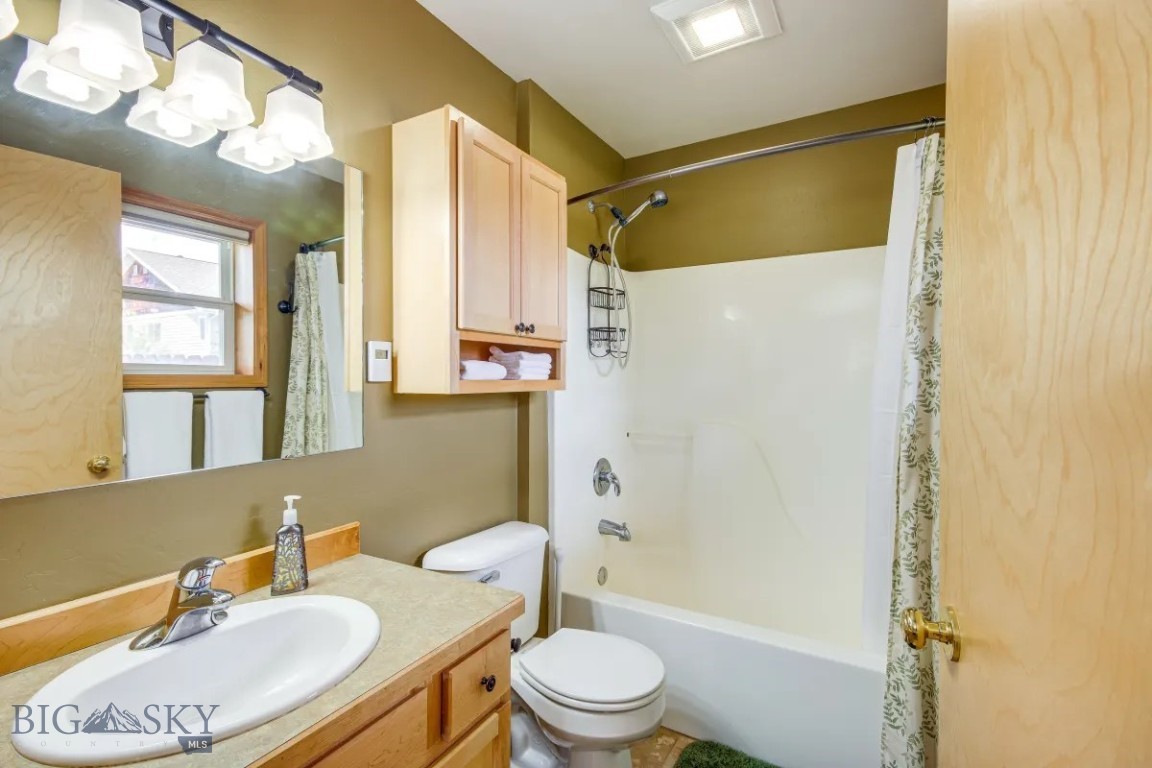 Cedar Creek Condo - Residential