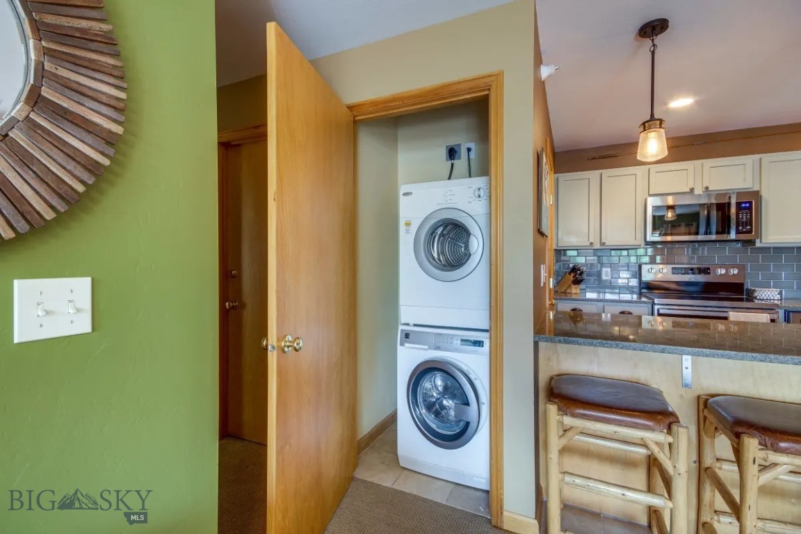 Cedar Creek Condo - Residential