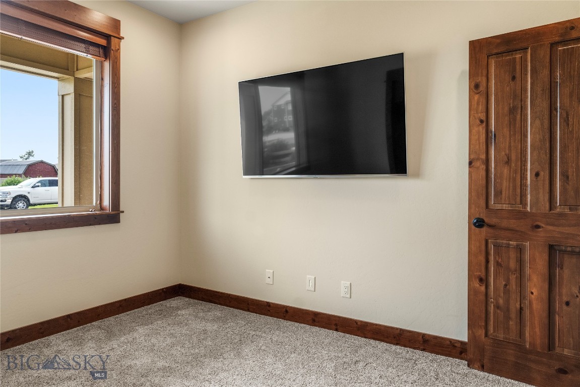 Bozeman, Montana 59718, United States, 3 Bedrooms Bedrooms, ,2 BathroomsBathrooms,Residential,Contingent,53981