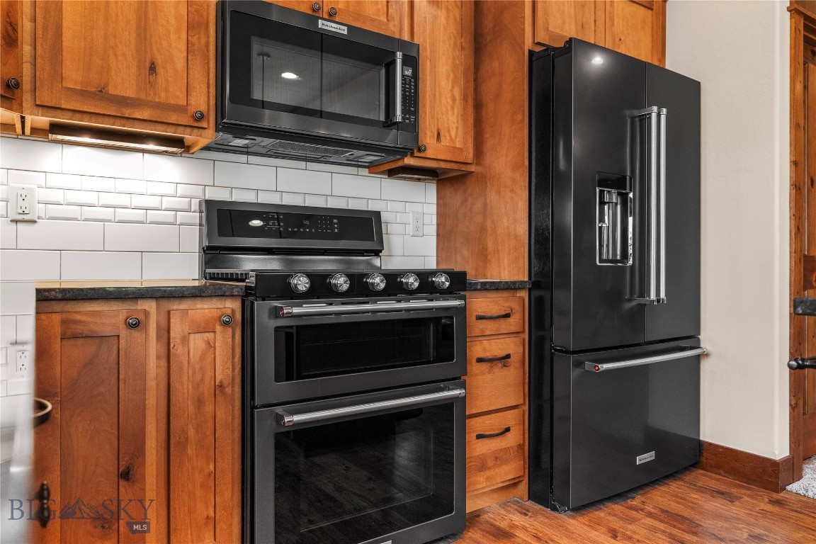 Bozeman, Montana 59718, United States, 3 Bedrooms Bedrooms, ,2 BathroomsBathrooms,Residential,Contingent,53981