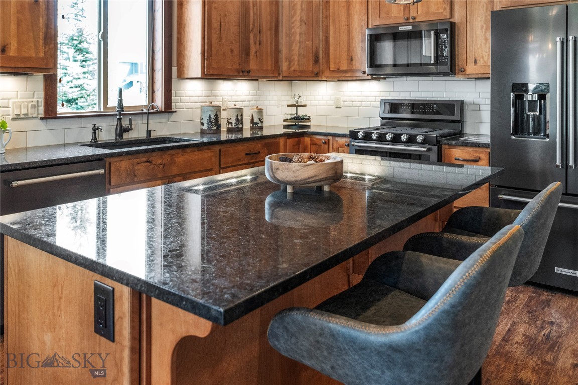 Bozeman, Montana 59718, United States, 3 Bedrooms Bedrooms, ,2 BathroomsBathrooms,Residential,Contingent,53981