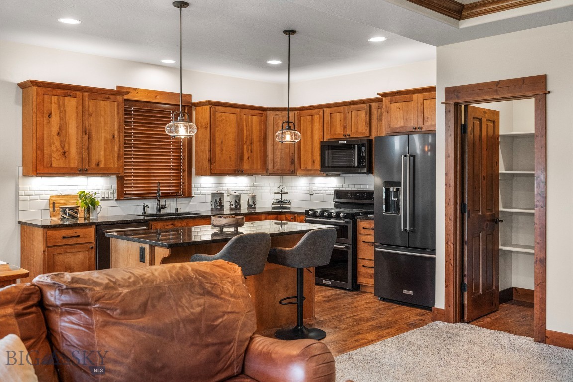 Bozeman, Montana 59718, United States, 3 Bedrooms Bedrooms, ,2 BathroomsBathrooms,Residential,Contingent,53981