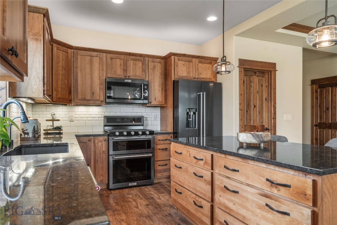 Bozeman, Montana 59718, United States, 3 Bedrooms Bedrooms, ,2 BathroomsBathrooms,Residential,Contingent,53981