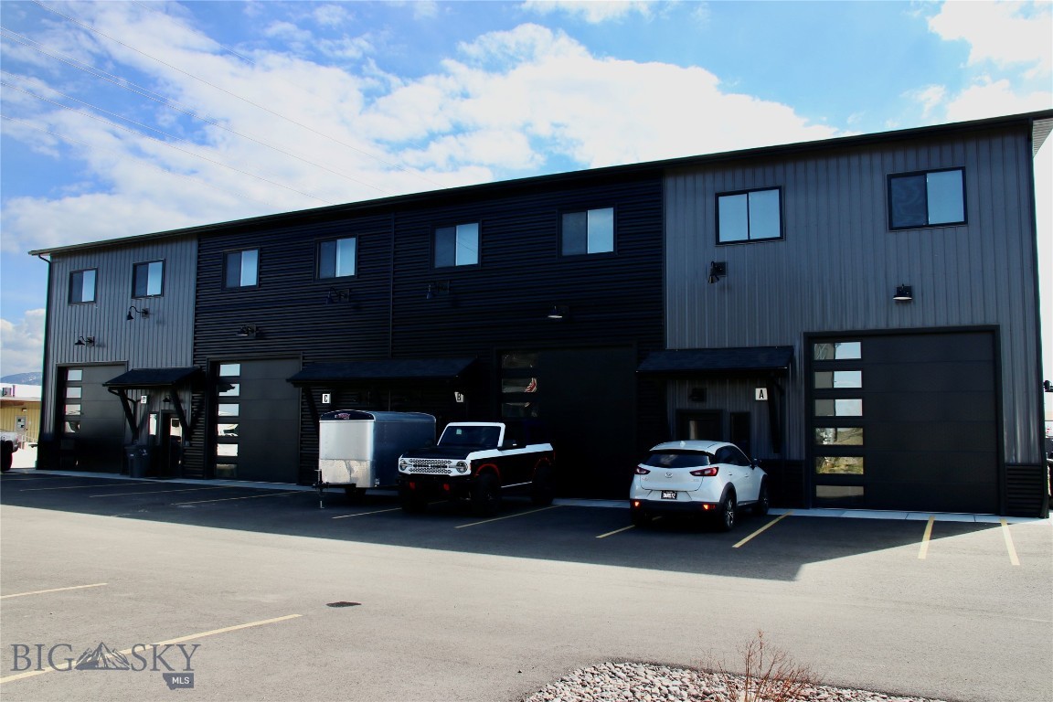 211 Fletching Way