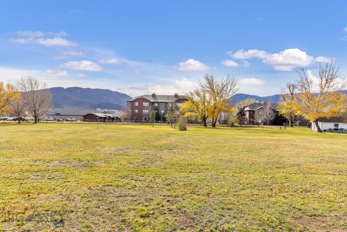 Acreville Addition - Land